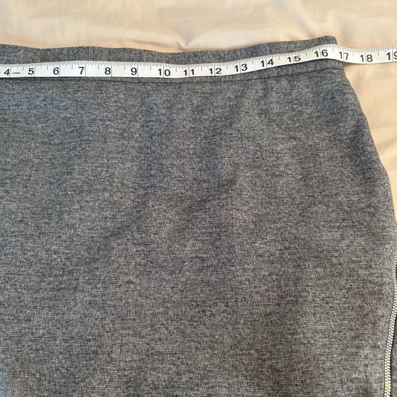 Banana Republic Women's Size 14 Gray Midi Pencil Skirt Lined Zippered Side Slit - Picture 7 of 9